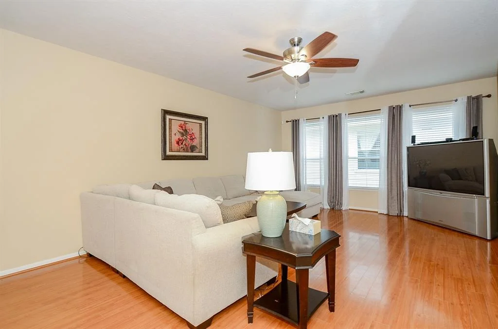 Photo of 7527 Oakleigh Drive