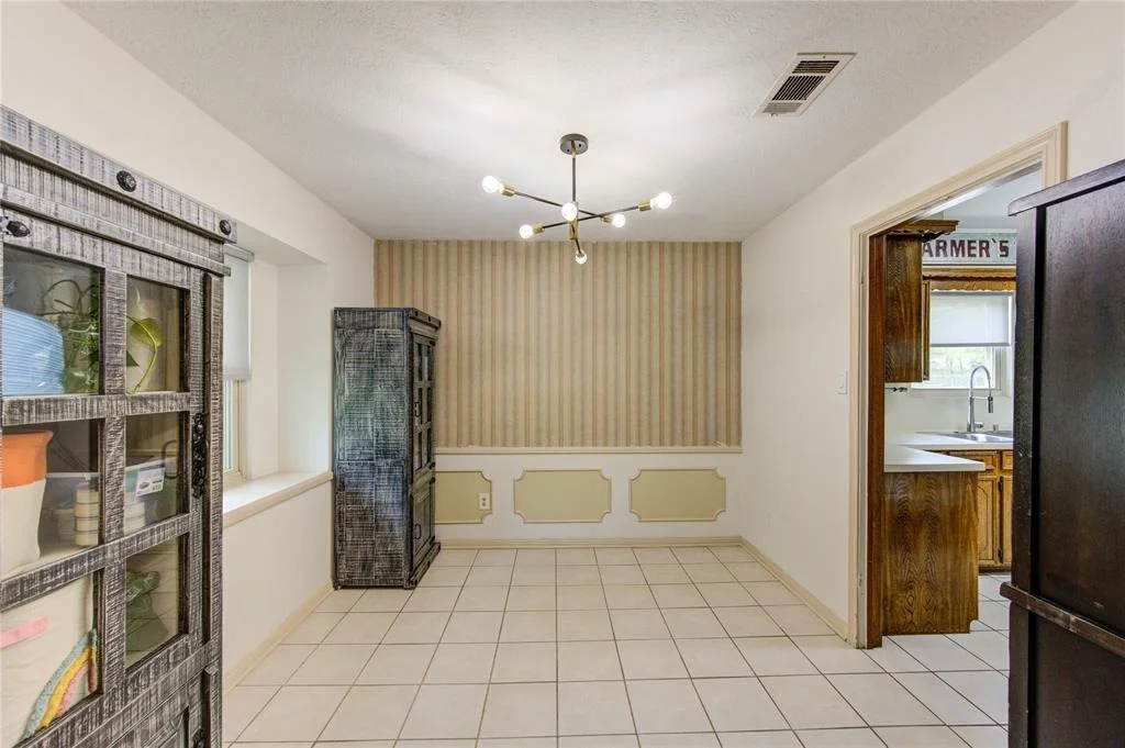 Photo of 26003 Woodglen Drive