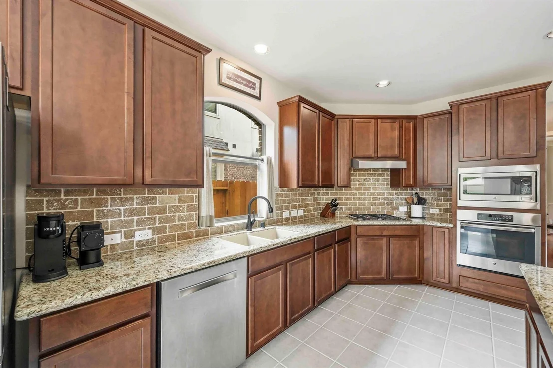 Photo of 14534 Mountain Cliff Lane