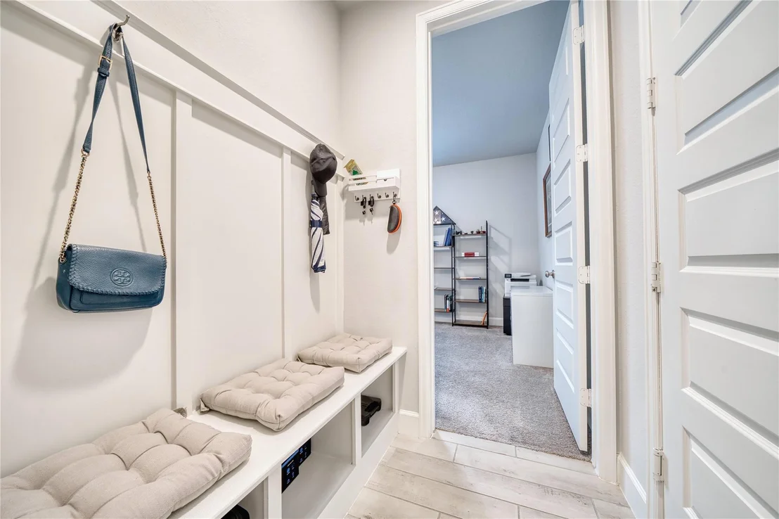 Photo of 8827 Harbor Pines Drive