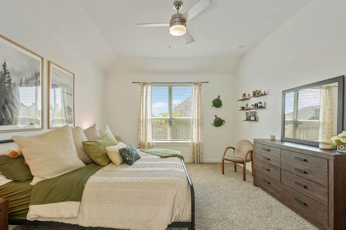 Photo of 565 Newcomb Hollow Drive