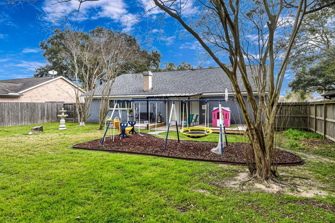 Photo of 214 Buckeye Drive