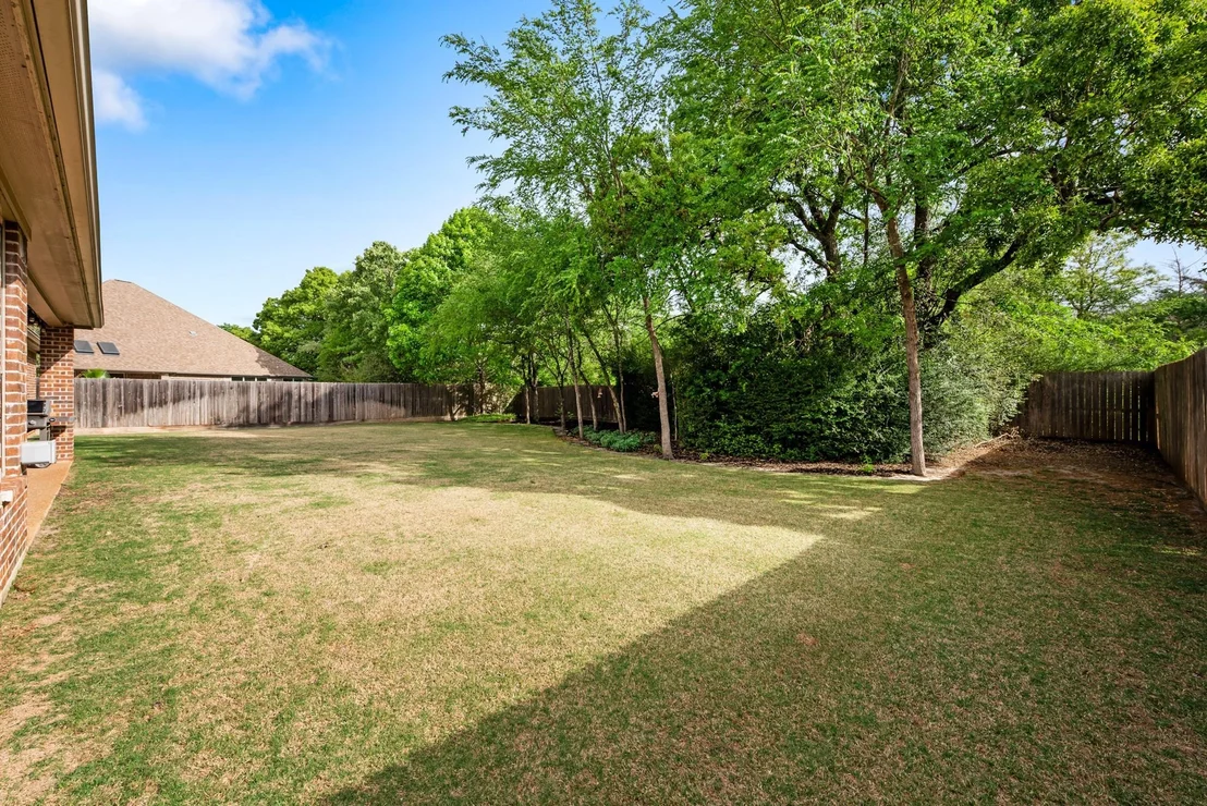 Photo of 4605 River Valley Drive