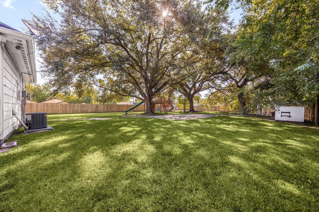 Photo of 9101 Friendship Road