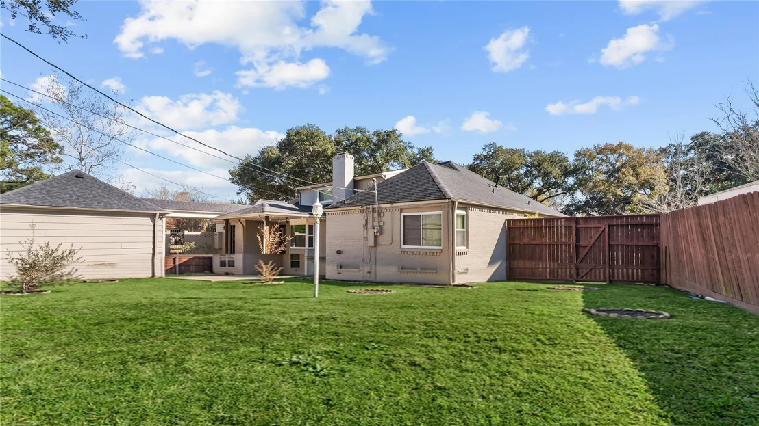 Photo of 11002 Renwick Drive
