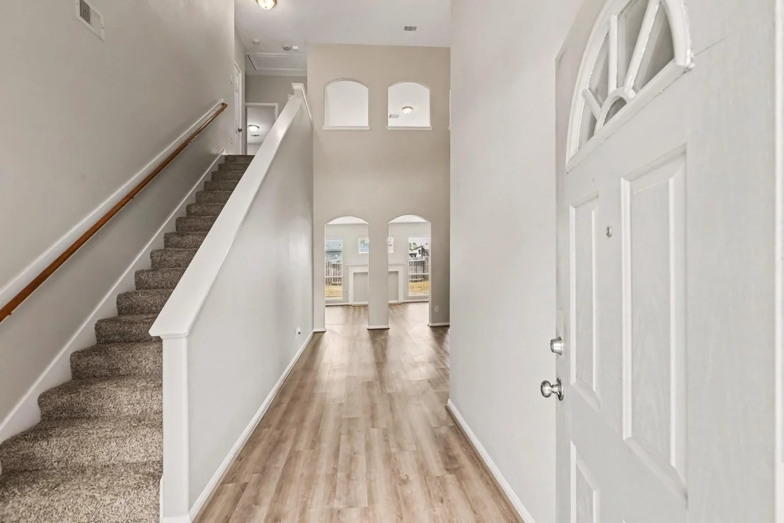Photo of 914 Brady Bend Drive