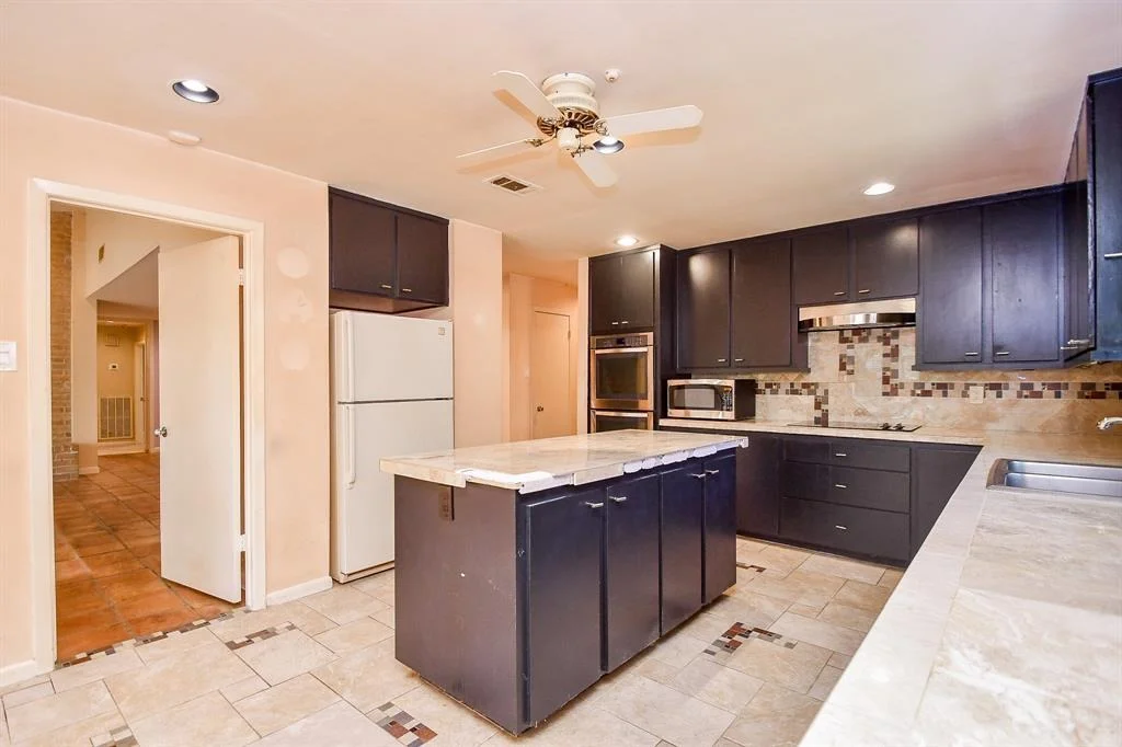 Photo of 10303 Chevy Chase Drive
