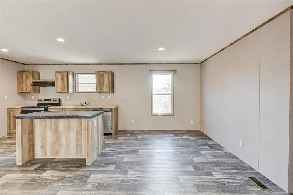 Photo of 421 County Road 4010