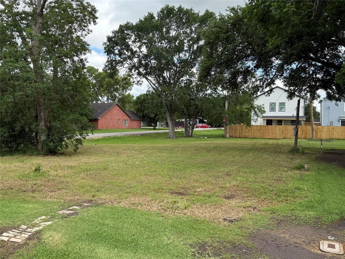 Photo of 407 N 3rd Street