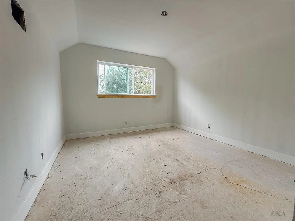 Photo of 10651 Mayfield Road