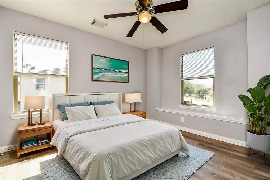 Photo of 6802 Oleander Grove Way