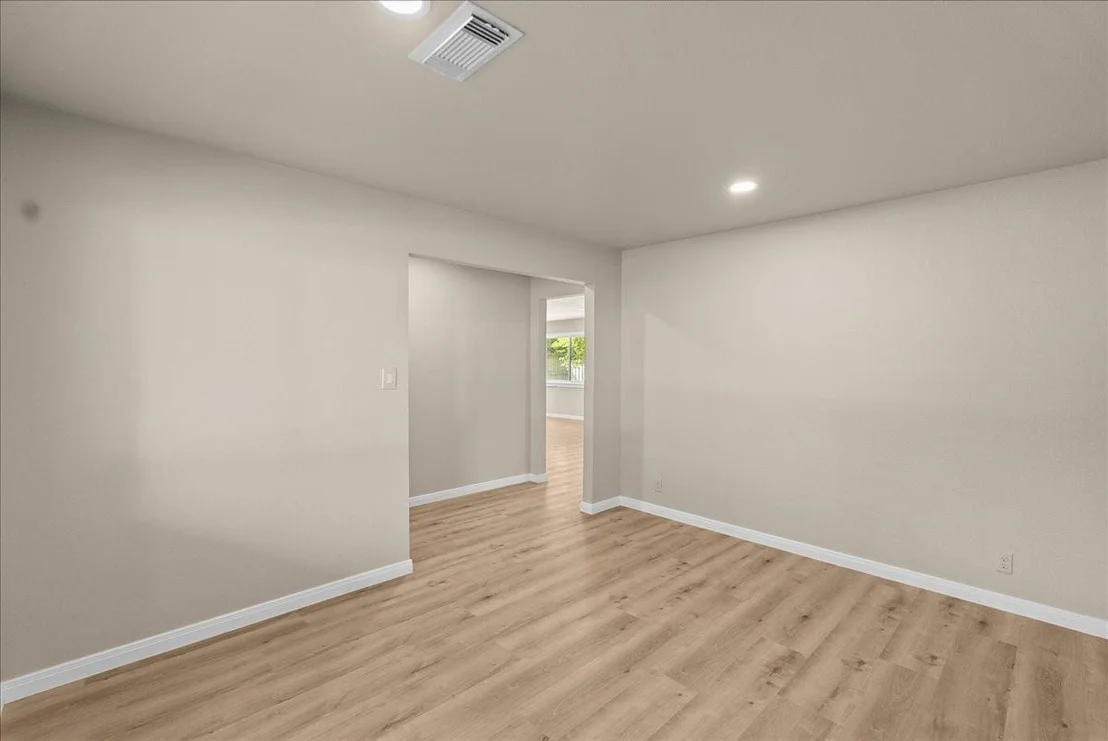 Photo of 5142 Mockingbird Lane