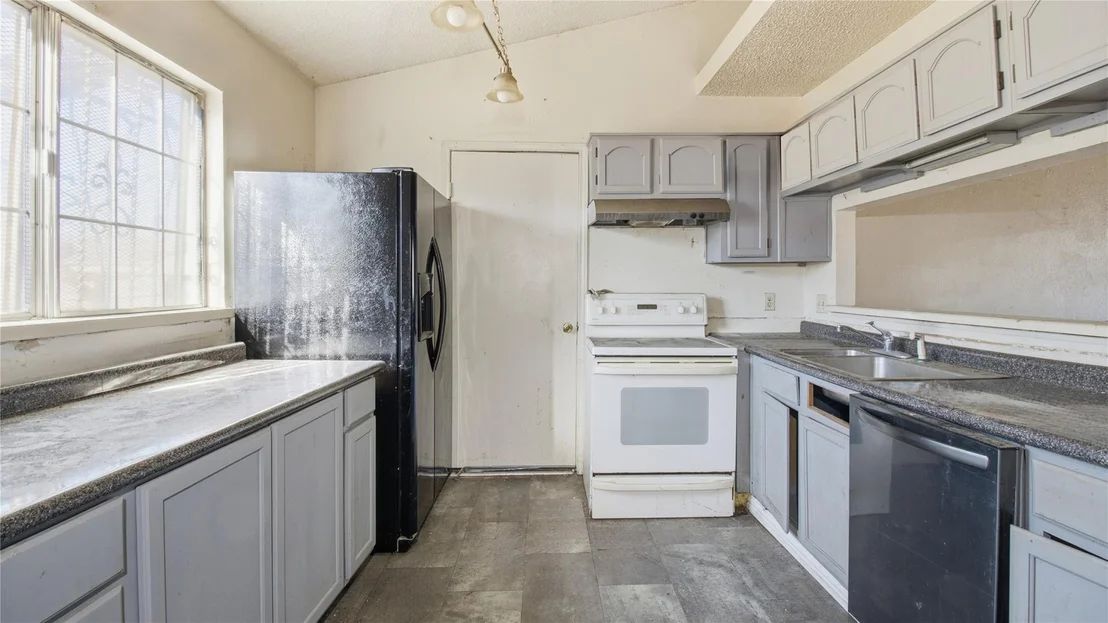 Photo of 815 Apache Drive