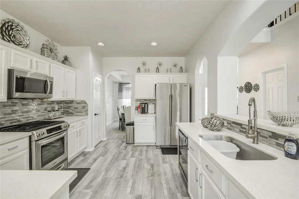 Photo of 2916 Eagle Lake Drive