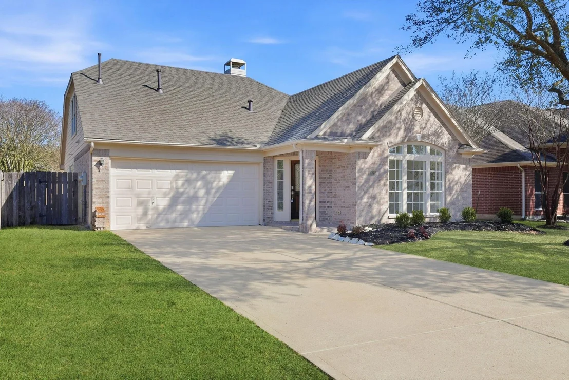 Photo of 21218 Willow Glade Drive