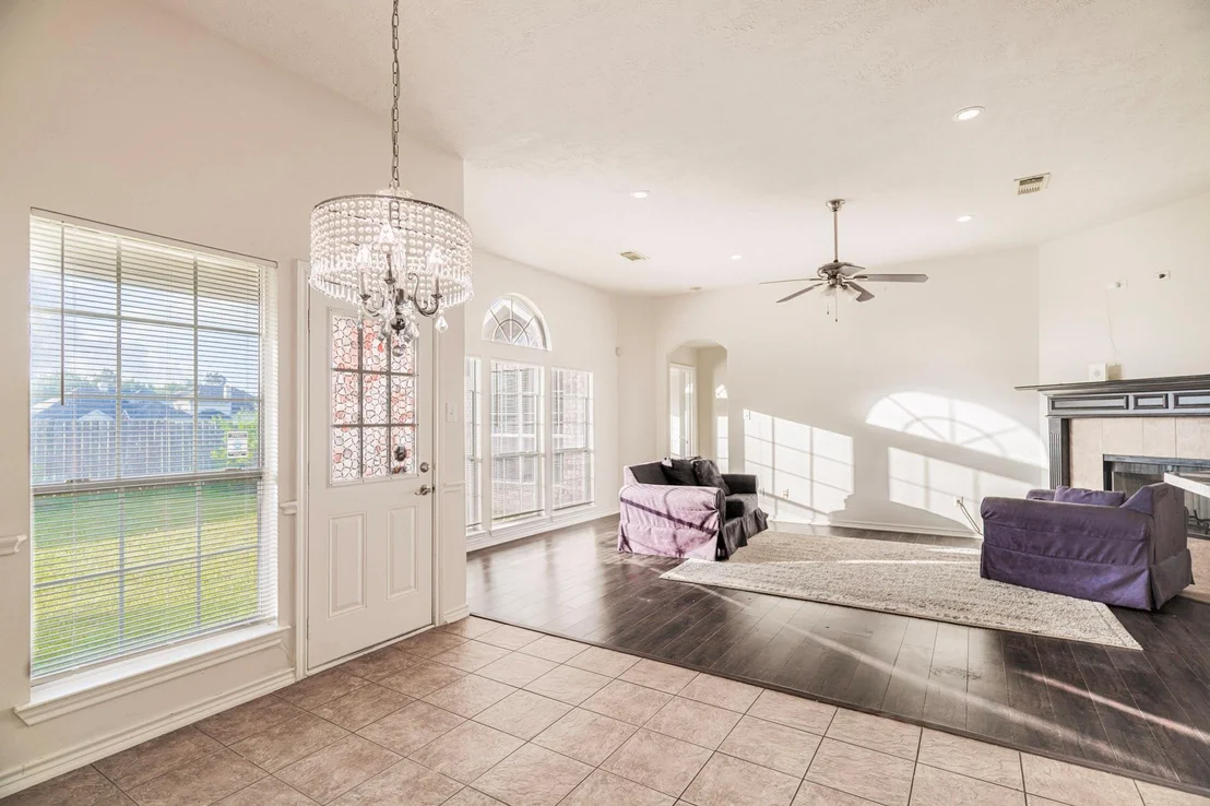 Photo of 1230 Riverchase Drive
