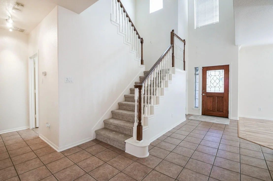 Photo of 251 N Wimberly Way