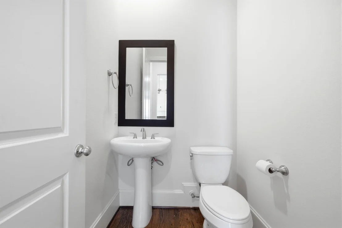 Photo of 8926 Lakeshore Bend Drive