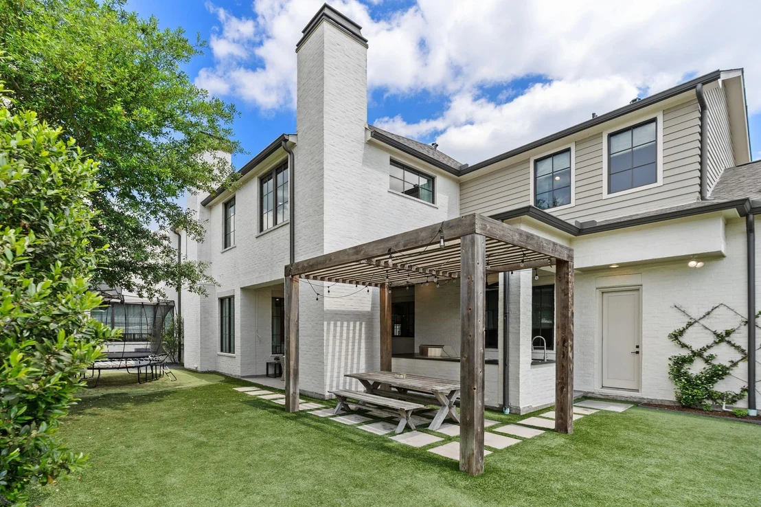 Photo of 6123 Valley Forge Drive