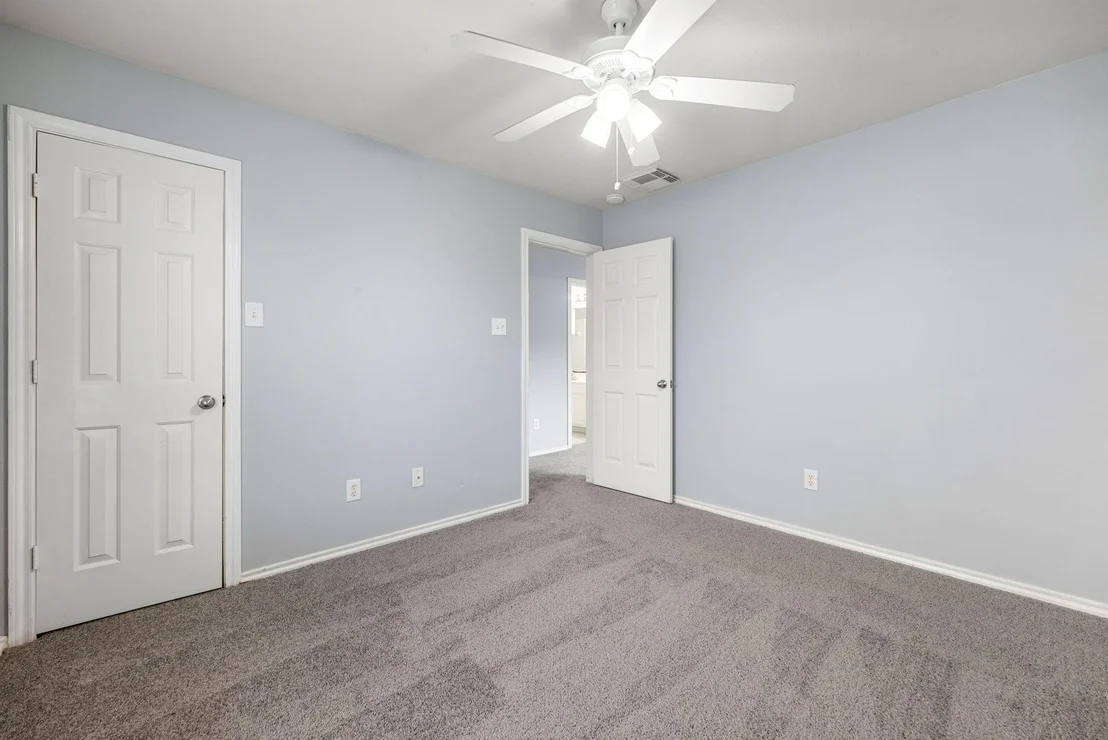 Photo of 1811 Salt Valley Drive