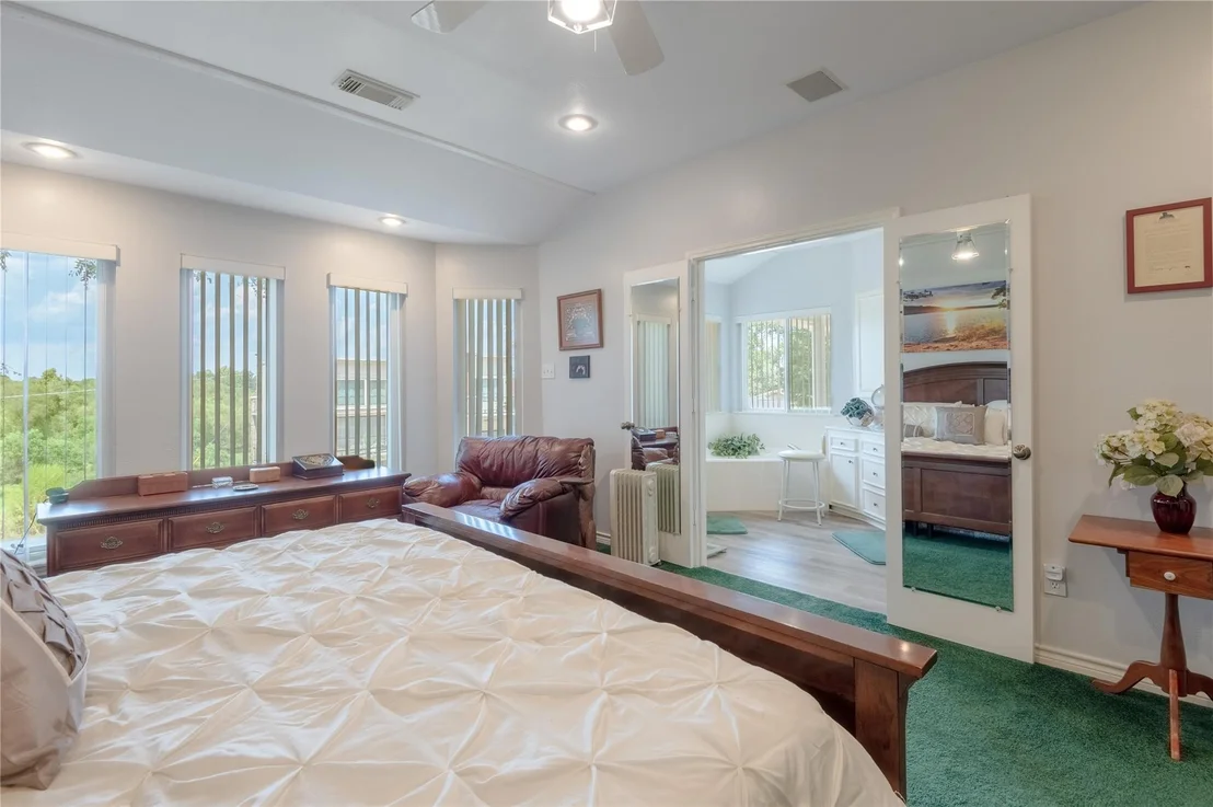 Photo of 108 Cottonwood Road