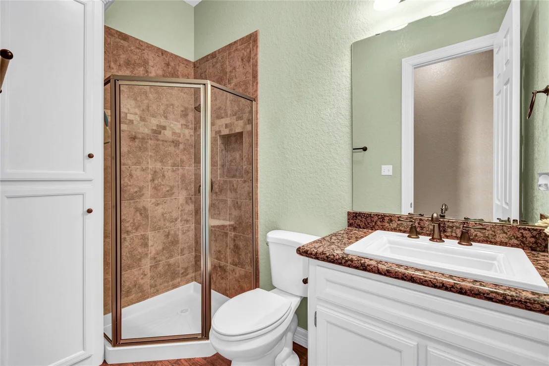 Photo of 220 Kings Drive