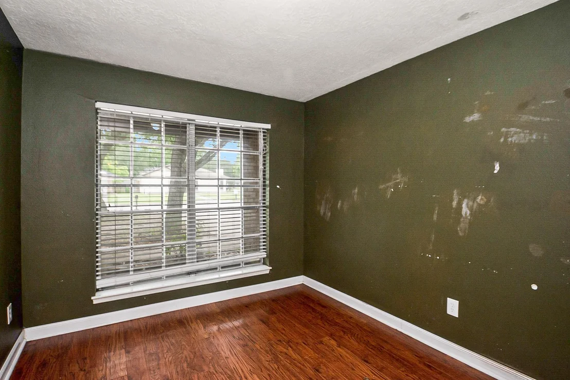 Photo of 23538 Canyon Lake Drive