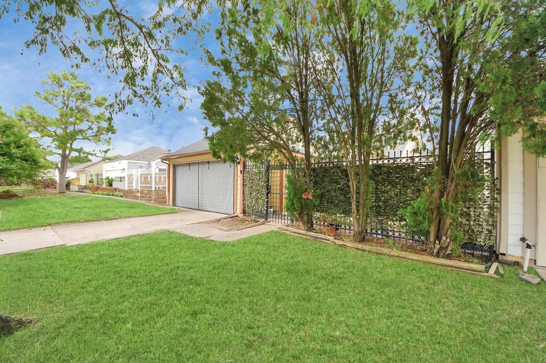 Photo of 11842 Plumbrook Drive