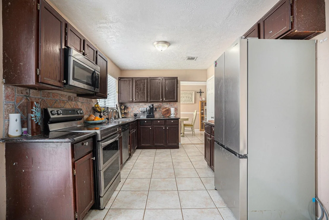 Photo of 2512 Sawyer Drive