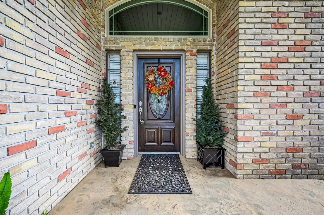 Photo of 5911 Springton Lane
