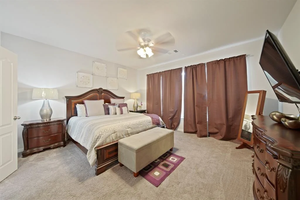 Photo of 16 Montecito Lane