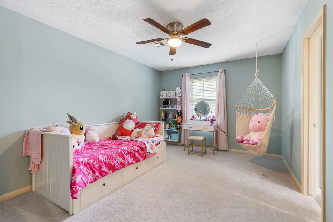 Photo of 15619 Pebble Bend Drive