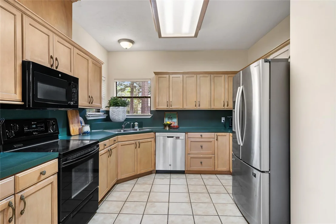 Photo of 14839 Libra Court