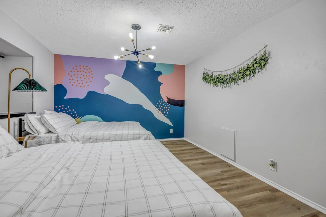 Photo of 2608 Grape Lane