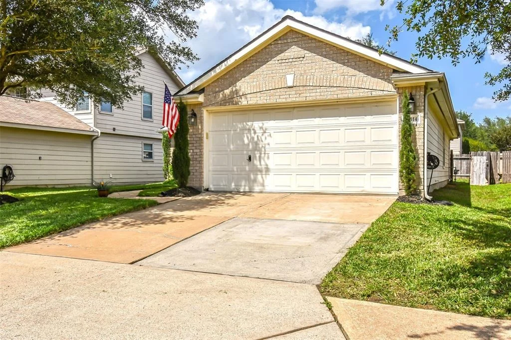 Photo of 21014 White Shore Lane