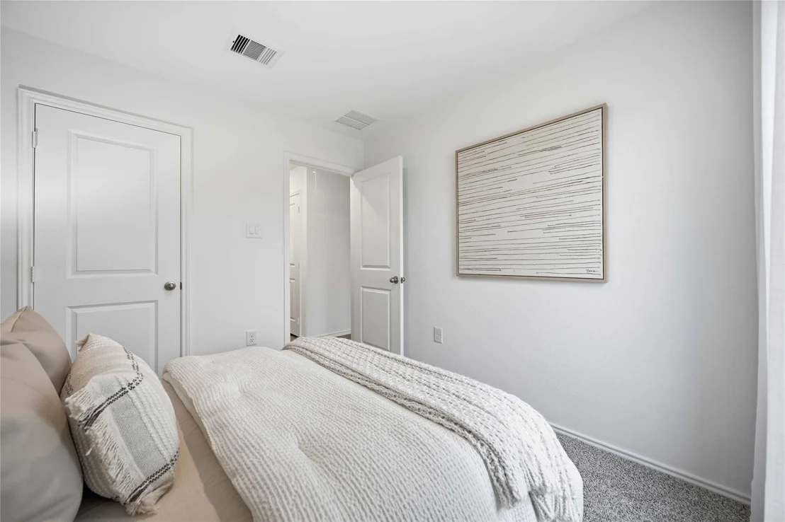 Photo of 6011 Pineapple Street