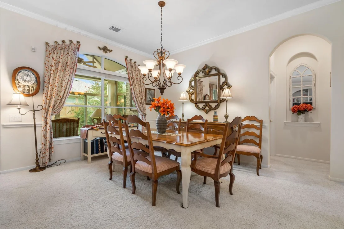 Photo of 30 W Windsor Hills Circle