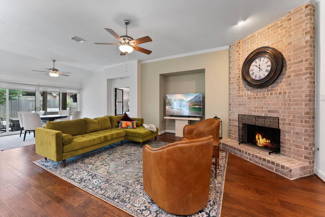 Photo of 23 S Manorcliff Place
