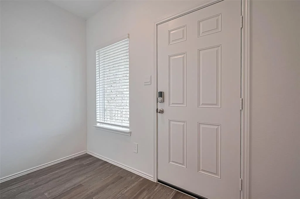 Photo of 5422 Evergreen Heights Lane