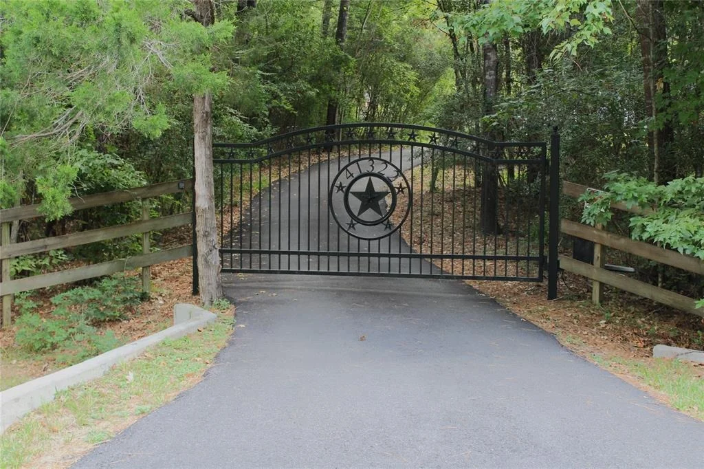 Photo of 41322 Roundup Road