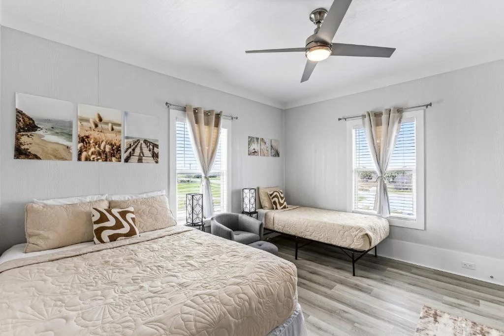Photo of 986 Edson Drive