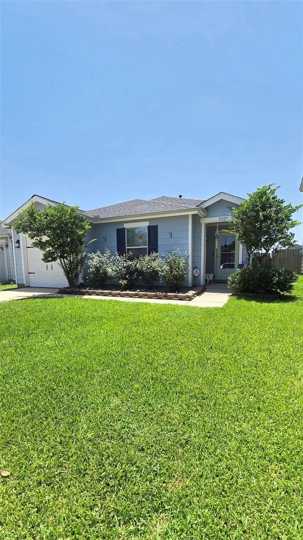 Photo of 11327 Log Cabin Lane