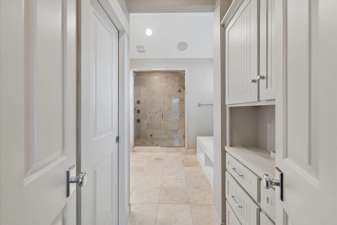 Photo of 1525 Chippendale Road
