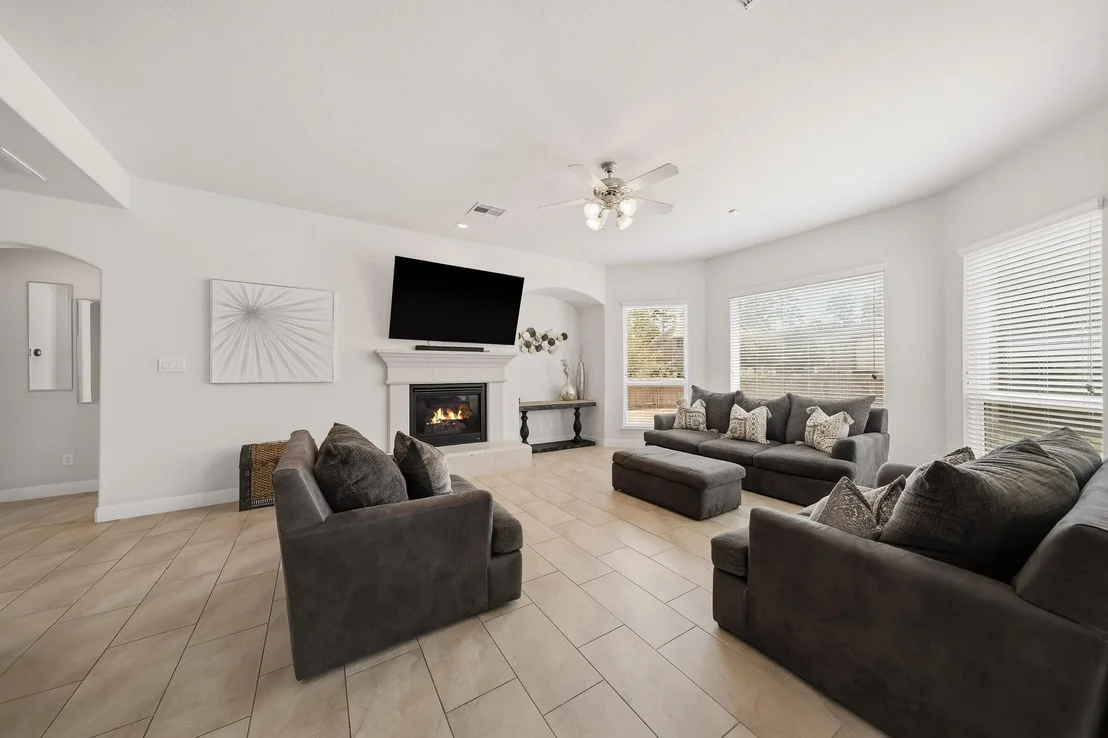 Photo of 3396 Wooded Lane