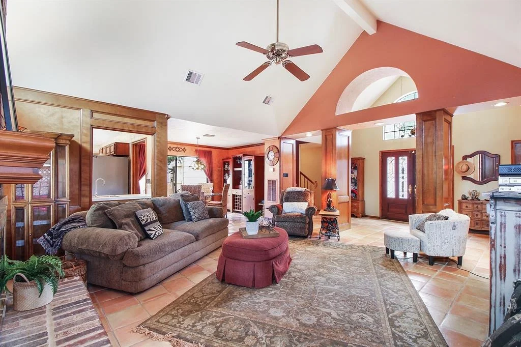 Photo of 23010 Glenover Drive
