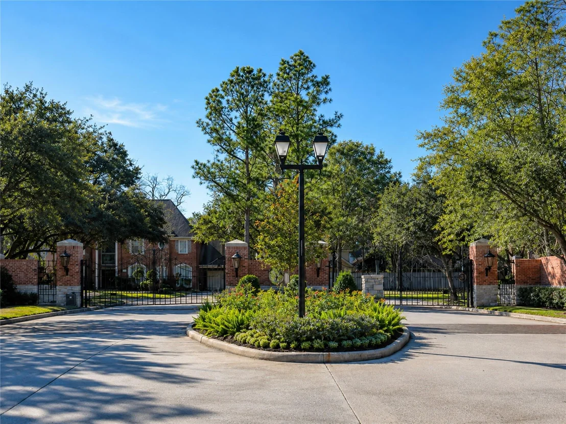 Photo of 923 Chinquapin Place