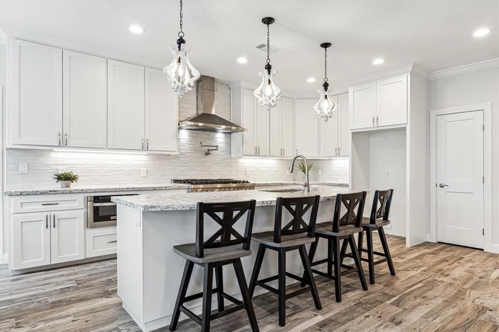 Photo of 430 Amanda Circle