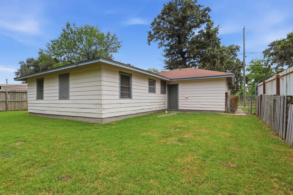 Photo of 9242 Forest View Street