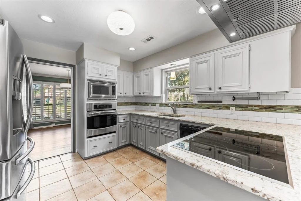 Photo of 15806 Mesa Verde Drive