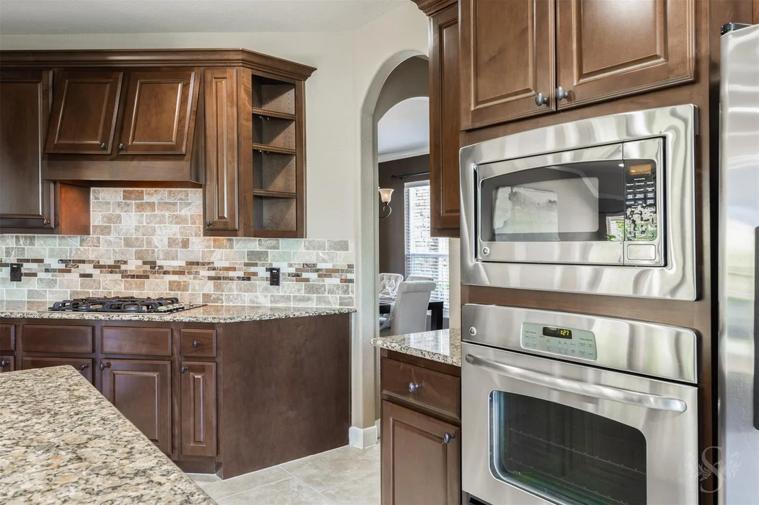 Photo of 28003 Nobbe Hollow Drive